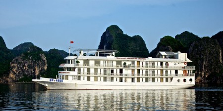 Du thuyền Emotion Du thuyền Emotion